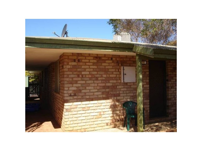 2/9 Mclaren Street, Boulder WA 6432