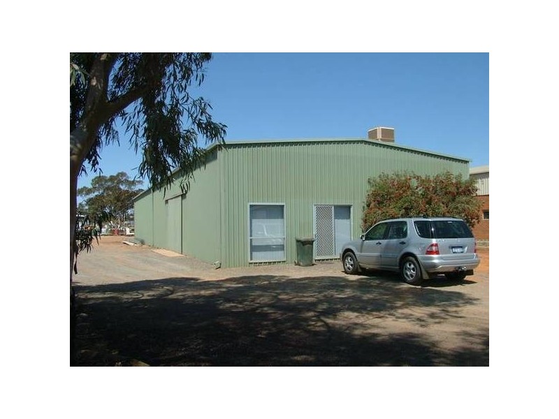 11 Close Way, Kalgoorlie WA 6430