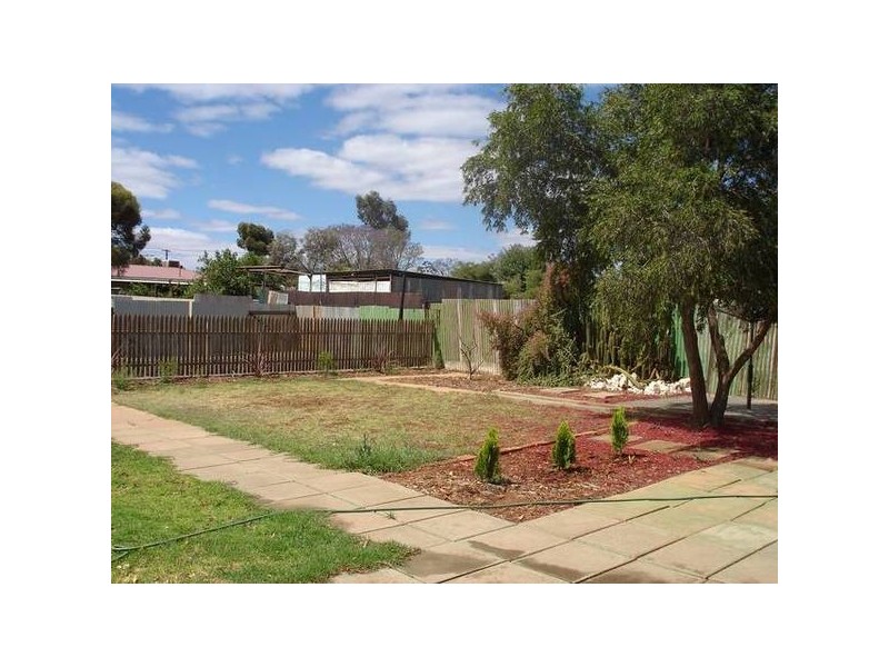 12 Holmes Street, Boulder WA 6432