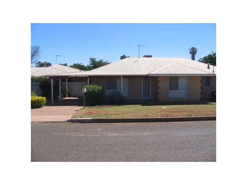 2/2 Lyall Street, Kalgoorlie WA 6430