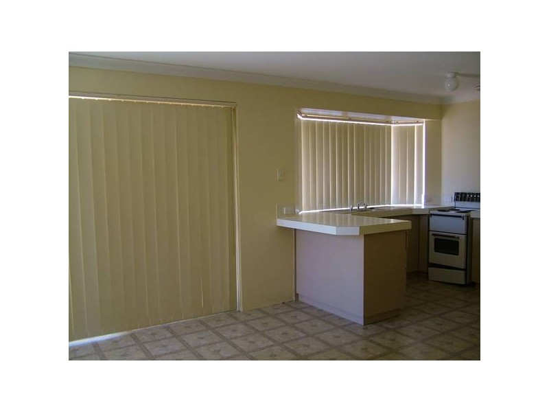 2/17 Burton Place, Kalgoorlie WA 6430