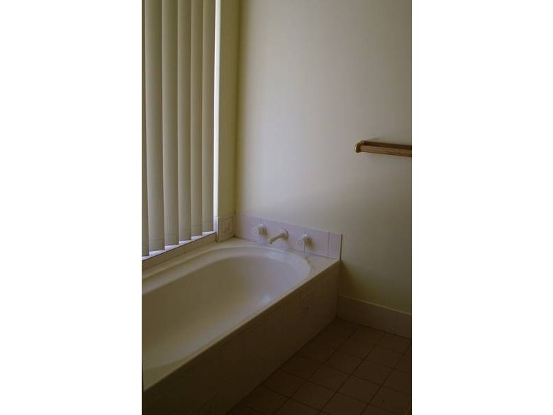 2/17 Burton Place, Kalgoorlie WA 6430