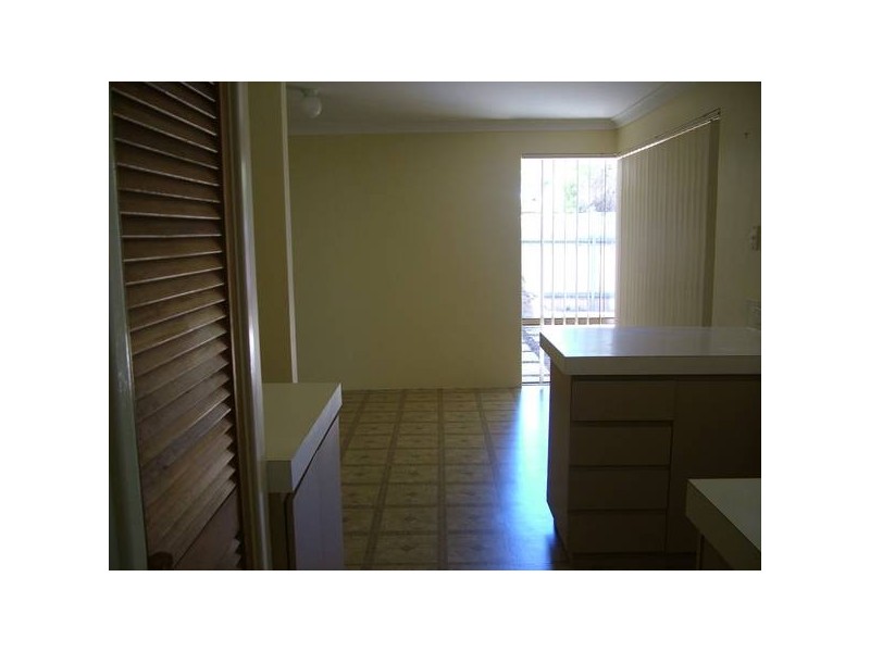 2/17 Burton Place, Kalgoorlie WA 6430