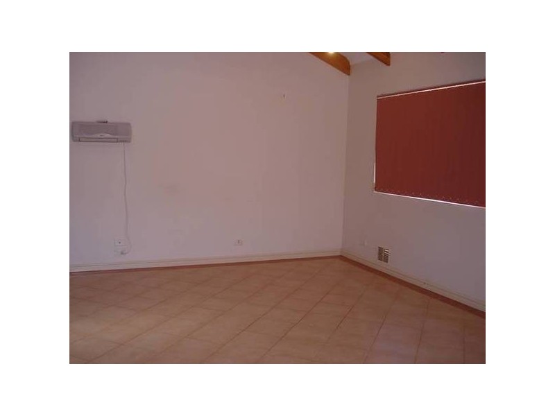 8B Hewitt Street, Kalgoorlie WA 6430