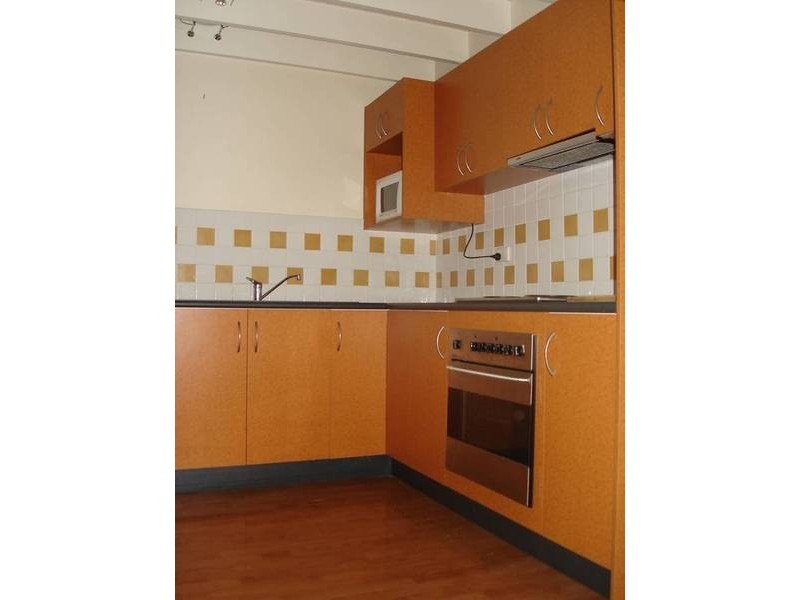 4/2 Burt Street, Boulder WA 6432