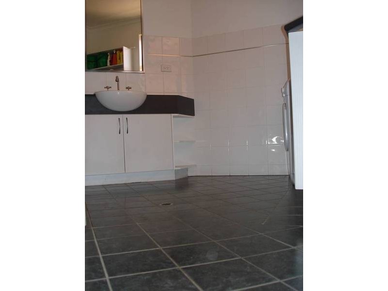 4/2 Burt Street, Boulder WA 6432