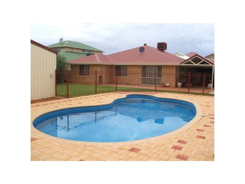 17 McCleery Street, Kalgoorlie WA 6430