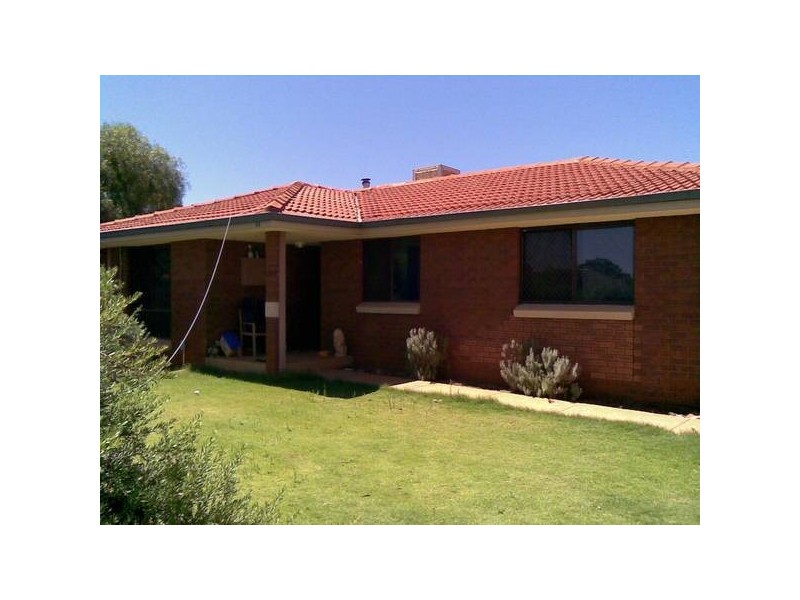 27 Starlight Place, South Kalgoorlie WA 6430