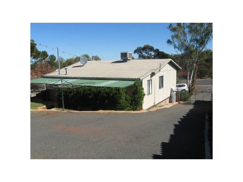 38 Serpentine Road, Kambalda East WA 6442