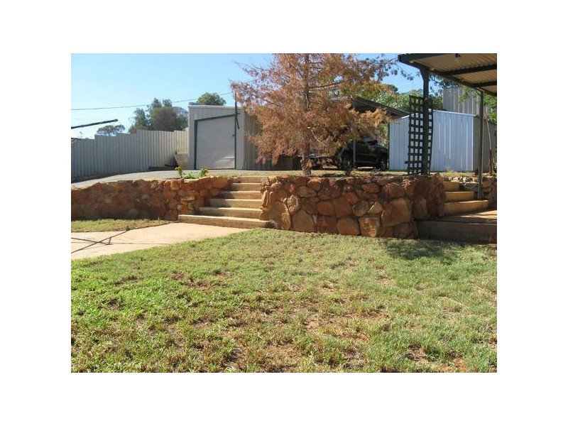 38 Serpentine Road, Kambalda East WA 6442