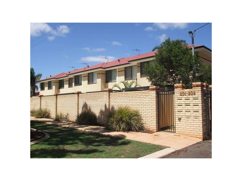 4/201-209 Egan Street, Kalgoorlie WA 6430