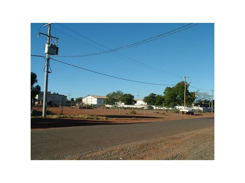 72 – 74 Oroya Street, Boulder WA 6432