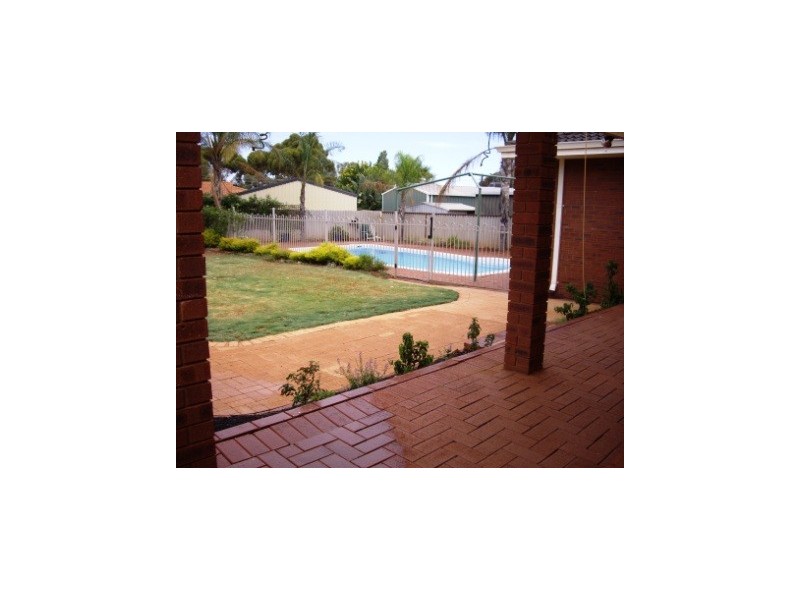 3 St John Grove, Kalgoorlie WA 6430