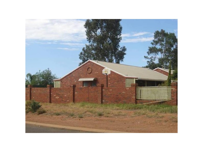 7/4 Ochiltree Street, Kalgoorlie WA 6430