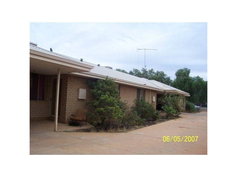 2/37 Sylvester Street, Coolgardie WA 6429