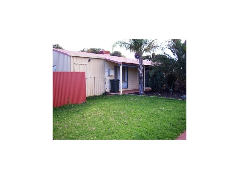 2a Taylor Way, Kalgoorlie WA 6430