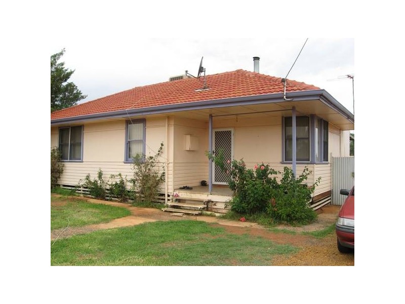 121 Lindsay Street, Coolgardie WA 6429