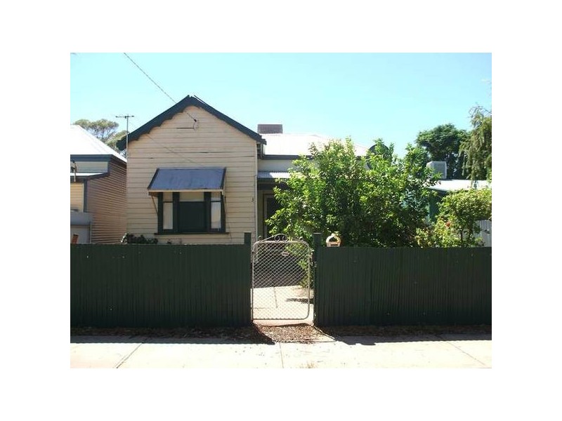 3 Rhodes Street, Kalgoorlie WA 6430