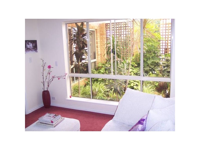 22 Tindals Crescent, Hannans WA 6430