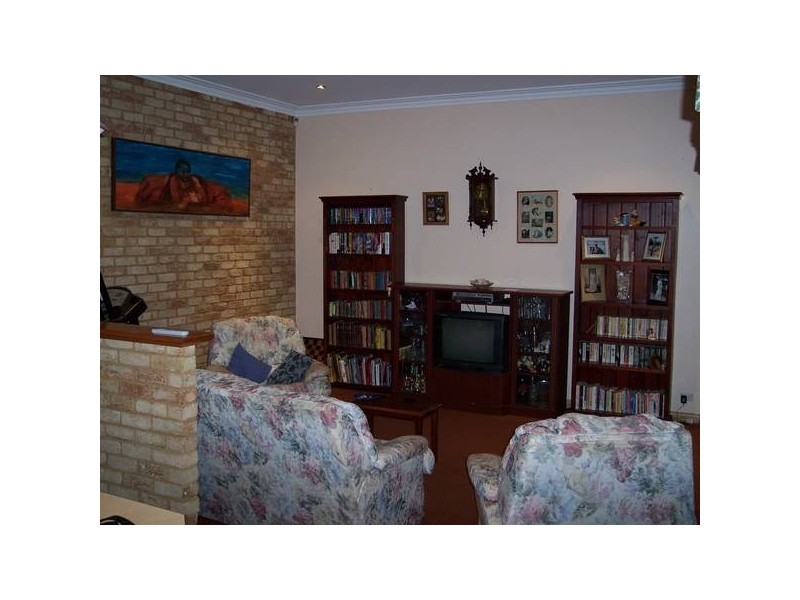 22 Tindals Crescent, Hannans WA 6430