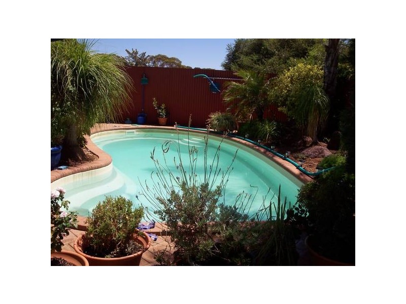 22 Tindals Crescent, Hannans WA 6430