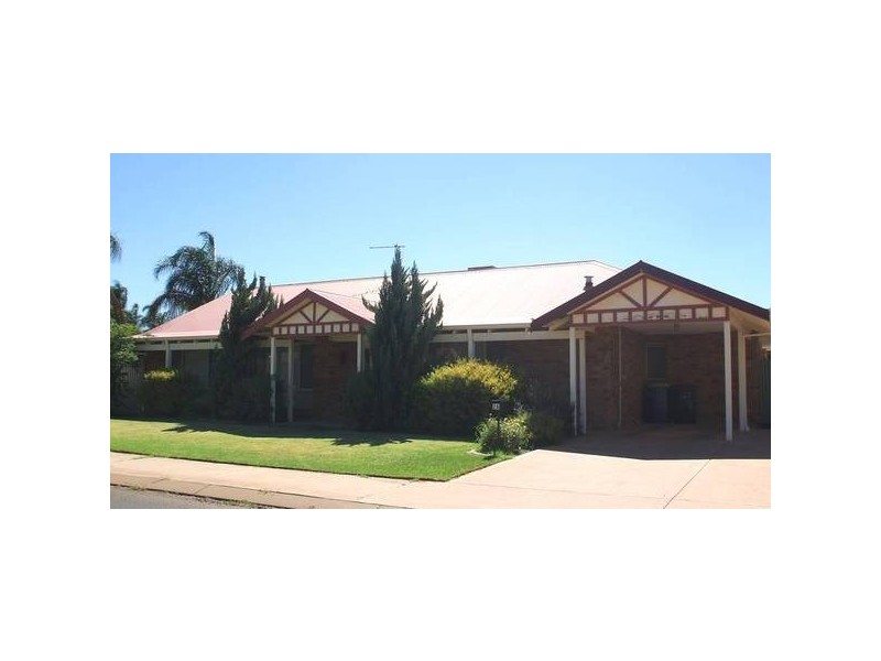 2A Downey Way, Hannans WA 6430