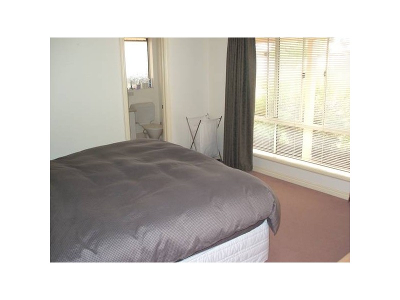 2A Downey Way, Hannans WA 6430