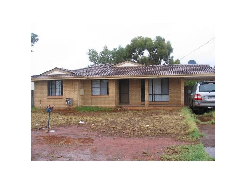 8 Sewell Drive, Kalgoorlie WA 6430