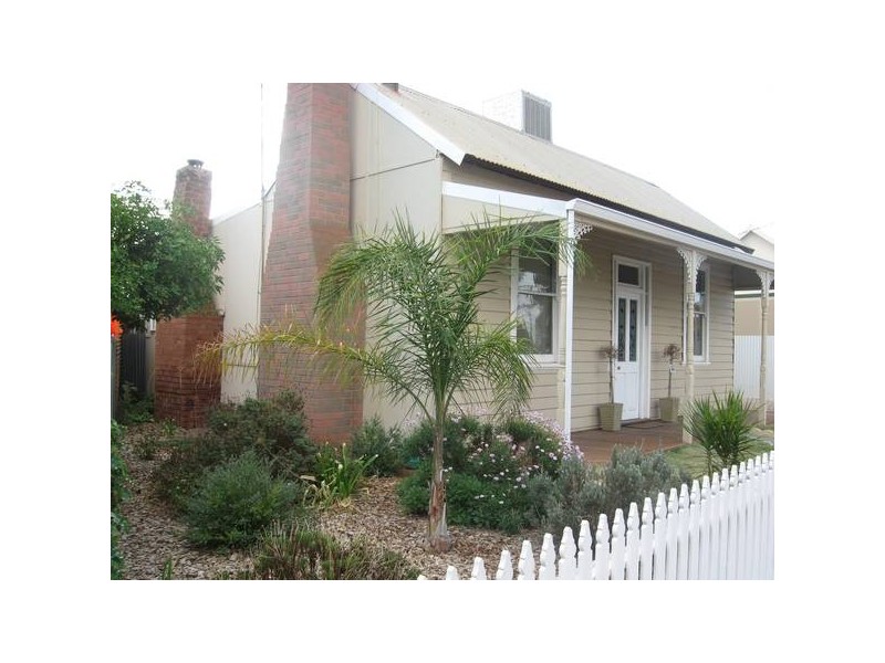 10 George Street, Kalgoorlie WA 6430
