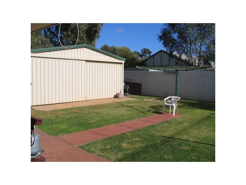 3 Carlyle Court, Boulder WA 6432