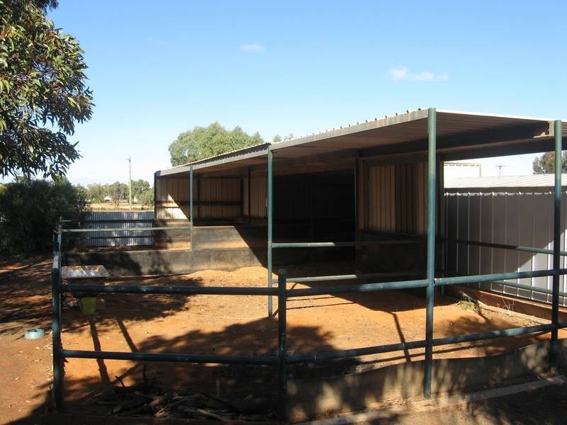 134 Davis Street, Boulder WA 6432