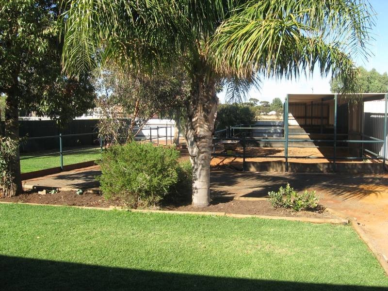 134 Davis Street, Boulder WA 6432