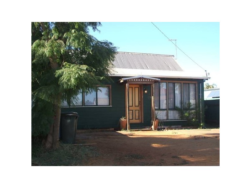 15 Rhodes Street, Kalgoorlie WA 6430