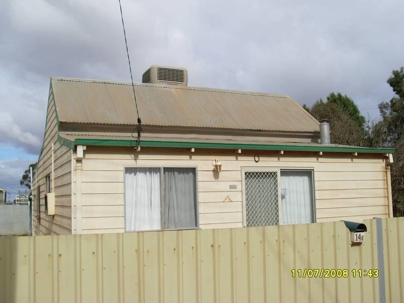 14E Johnston, Kalgoorlie WA 6430