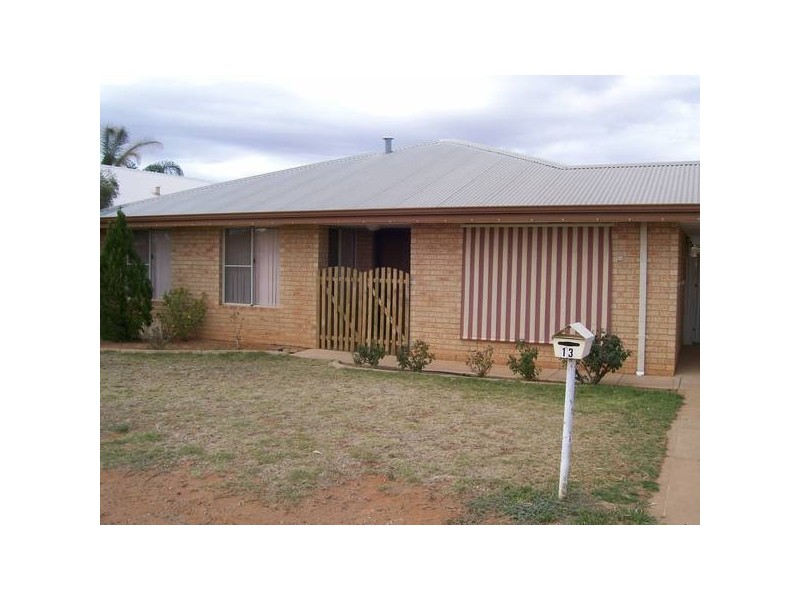 13 Bates Drive, Kalgoorlie WA 6430