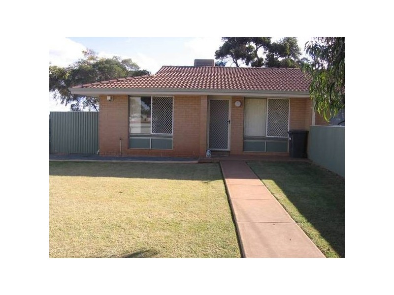 2a Talmalmo Place, Kalgoorlie WA 6430
