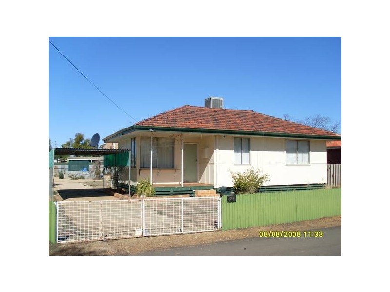 27 Sylvester Street, Coolgardie WA 6429