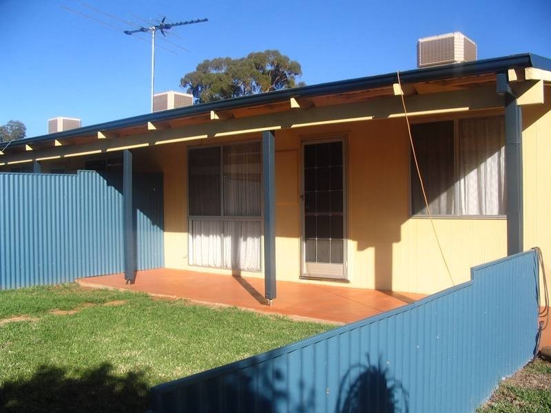 1/152 Moran Street, Boulder WA 6432