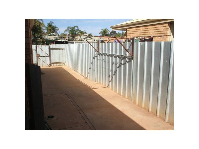4/1 Steel Place, Kalgoorlie WA 6430
