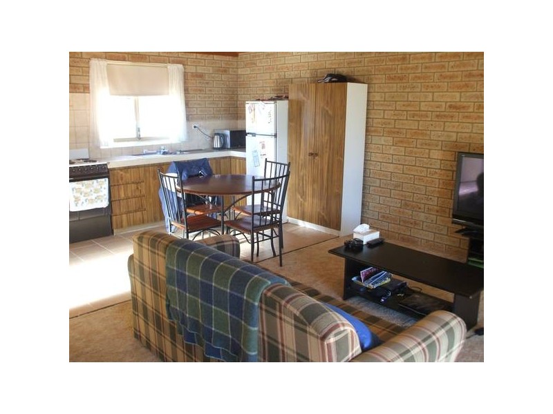 4/4 Carrington Street, Kalgoorlie WA 6430