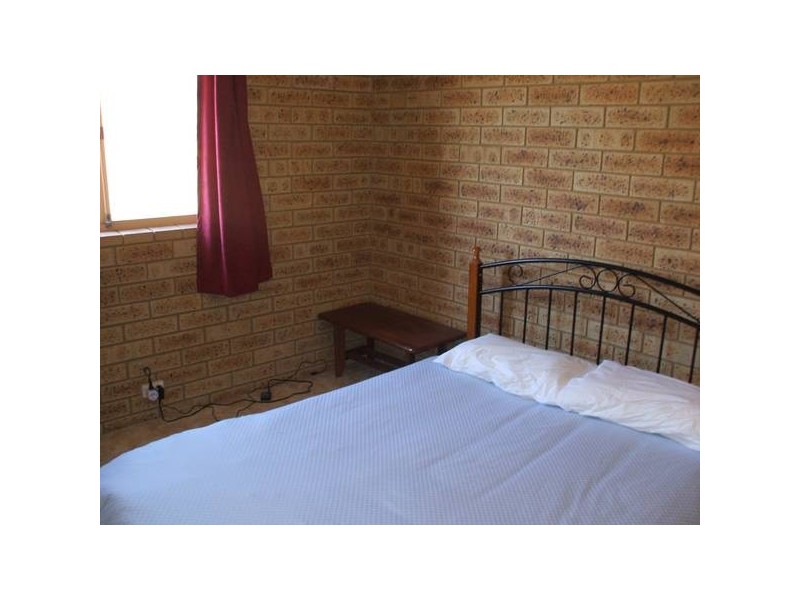 4/4 Carrington Street, Kalgoorlie WA 6430