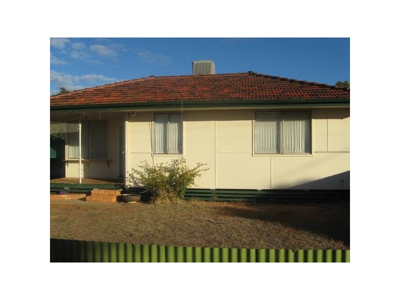 27 Sylvester Street, Coolgardie WA 6429