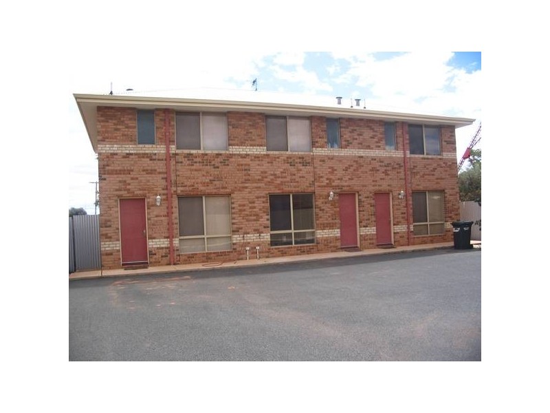 2/20 Egan Street, Kalgoorlie WA 6430