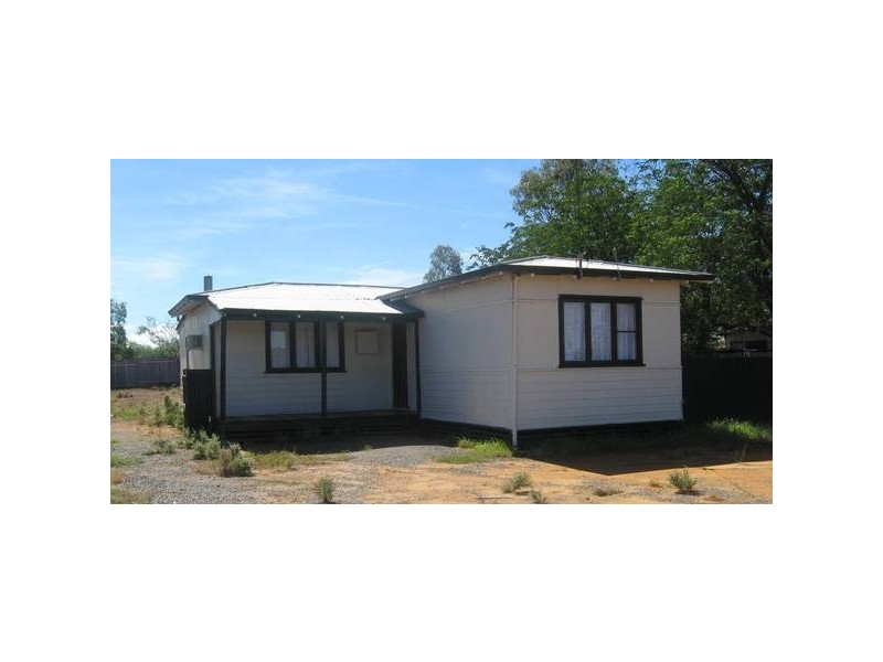 22 Sylvester Street, Coolgardie WA 6429