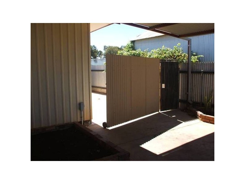 16c White Street, Kalgoorlie WA 6430