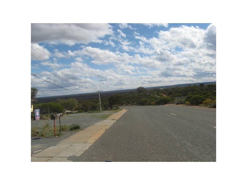 22 Serpentine Road, Kambalda East WA 6442