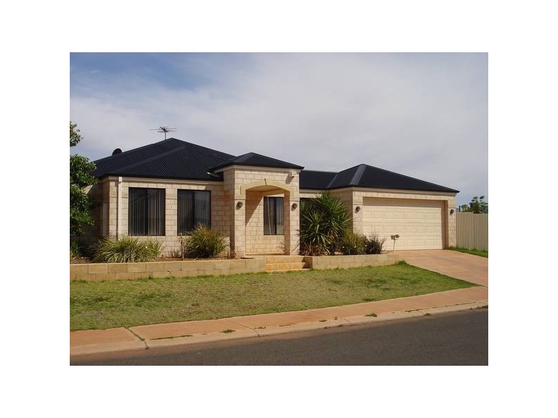 1 Toia Street, Kalgoorlie WA 6430