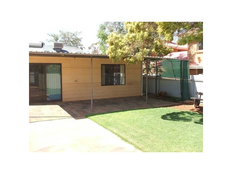 106 Collins Street, LAMINGTON, Kalgoorlie WA 6430