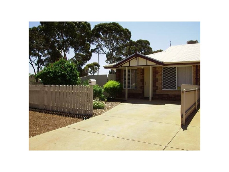 1/85 Varden Street, Kalgoorlie WA 6430