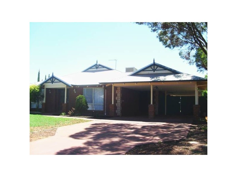 2 Wyllie Way, Kalgoorlie WA 6430